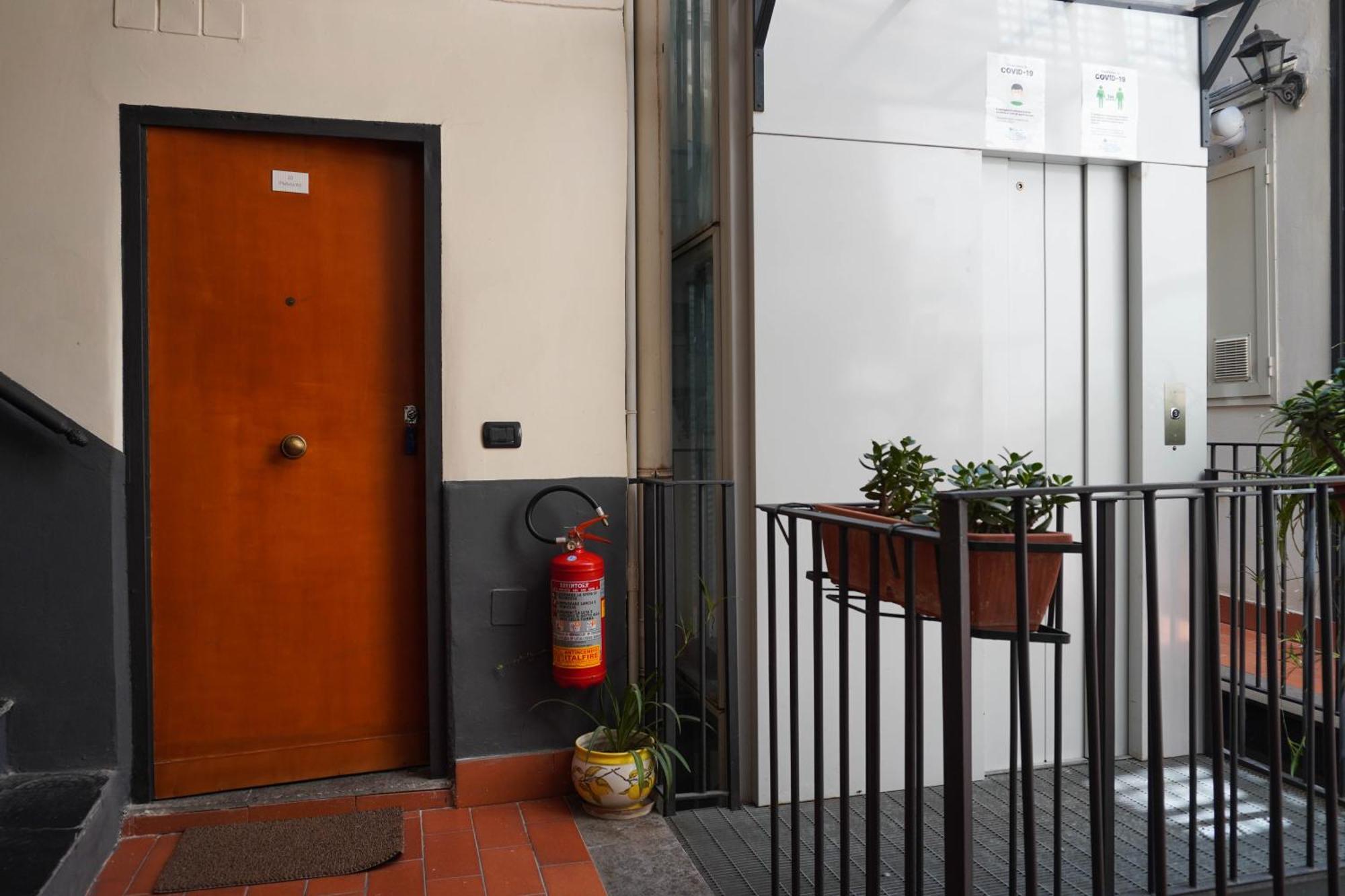 Case Cosi Apartments - Napoli Exterior photo